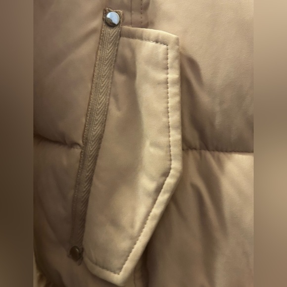 Warm fleece jacket with fur on the hood,size s - Picture 4 of 5